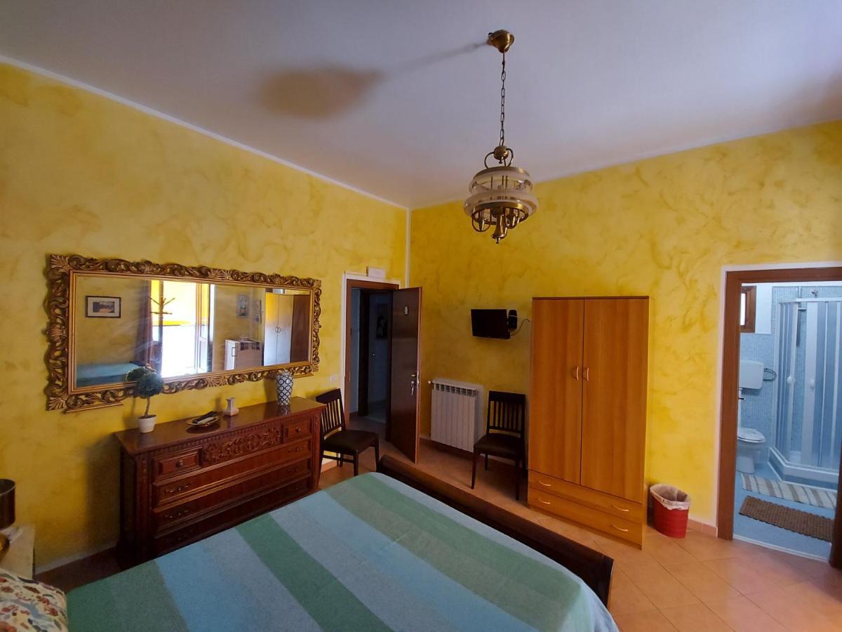 Nostra Casa Suites Palermo Buitenkant foto